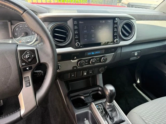 2023 Toyota Tacoma - Image 18