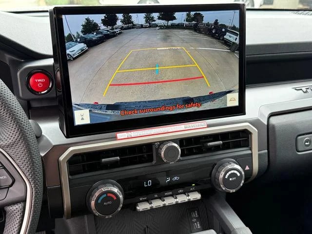 2026 Toyota Tacoma Hybrid - Image 47