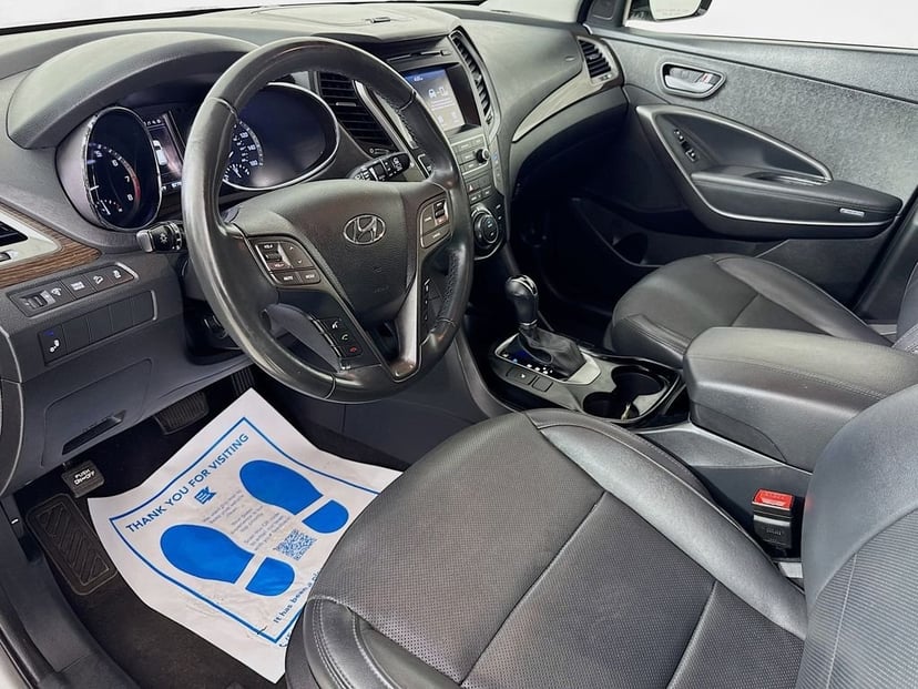 2017 Hyundai Santa Fe Sport - Image 11