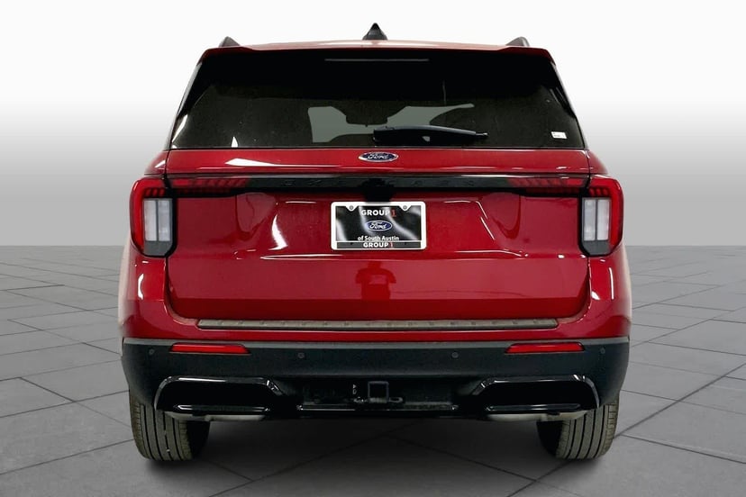 2026 Ford Explorer - Image 4