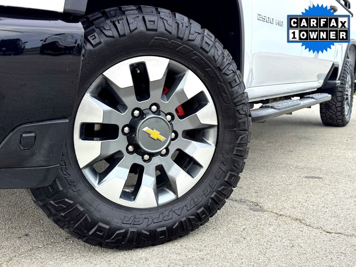 2022 Chevrolet Silverado 2500Hd - Image 2