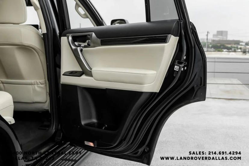 2023 Lexus GX - Image 50