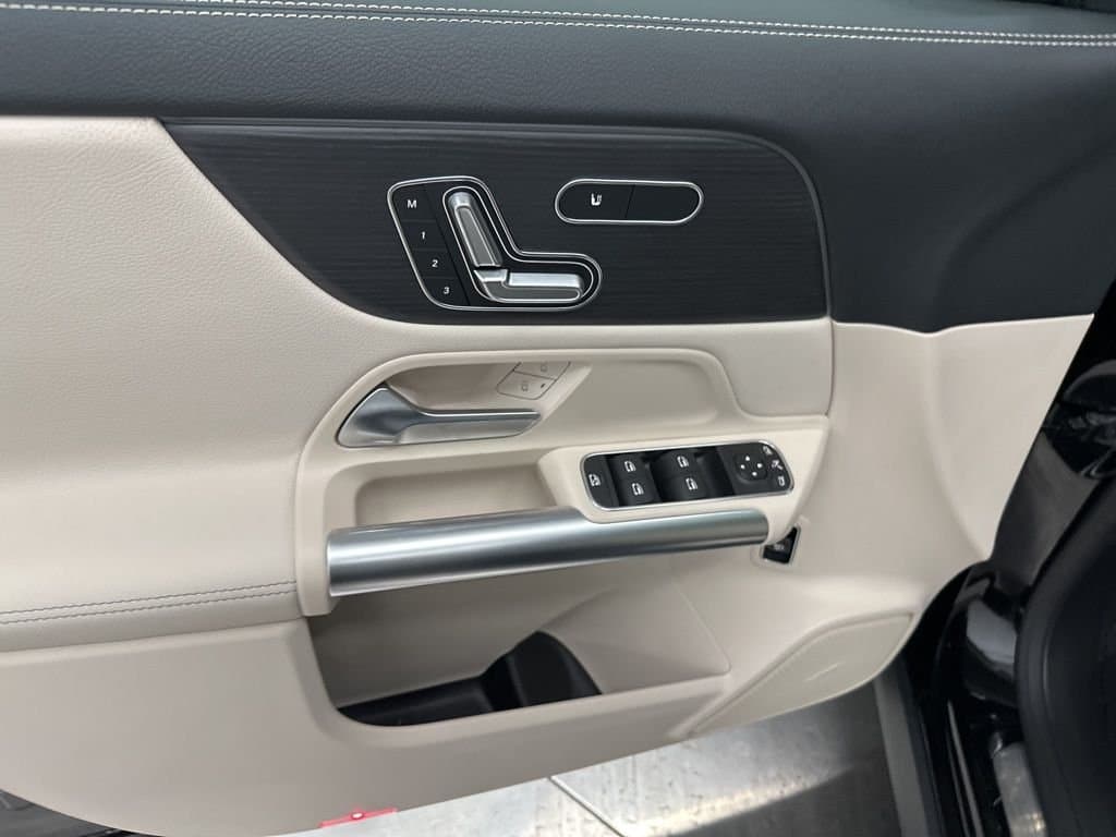 2026 MERCEDES-BENZ GLA - Image 12