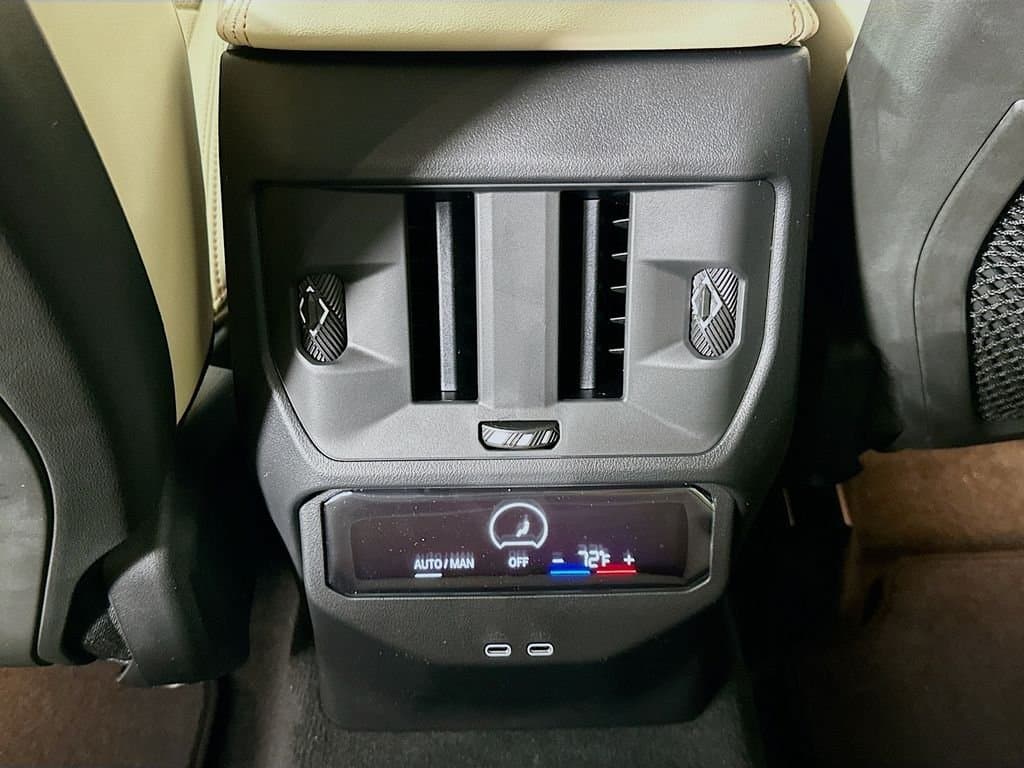 2026 BMW X3 - Image 18