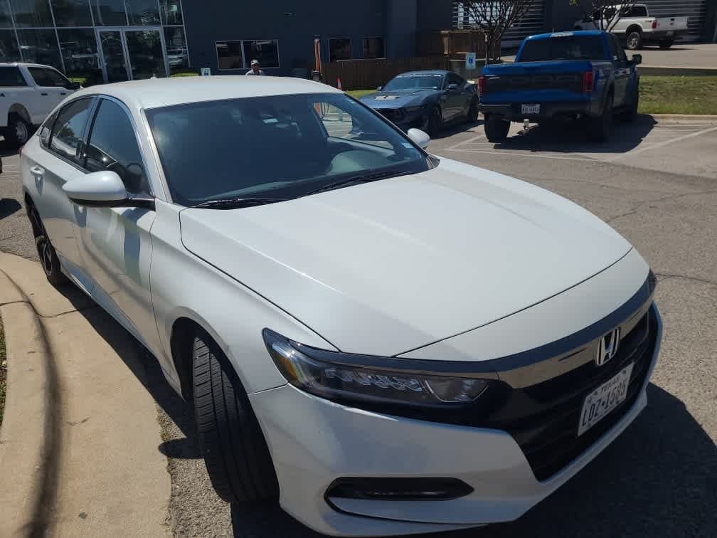 2018 Honda Accord Sedan - Image 3
