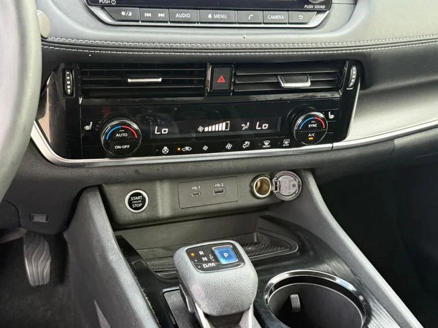 2021 Nissan Rogue - Image 21