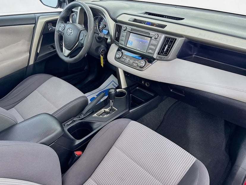 2015 Toyota RAV4 - Image 34