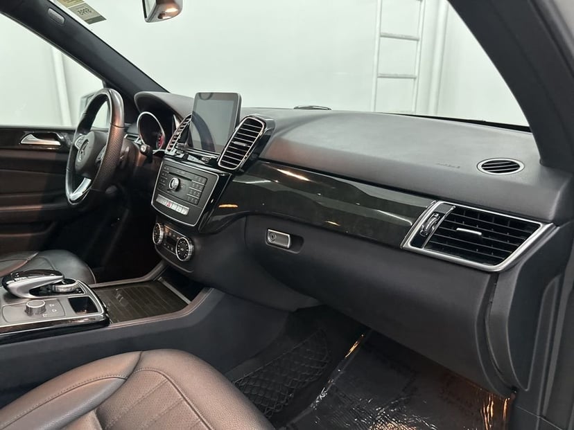 2017 Mercedes-Benz GLE - Image 24