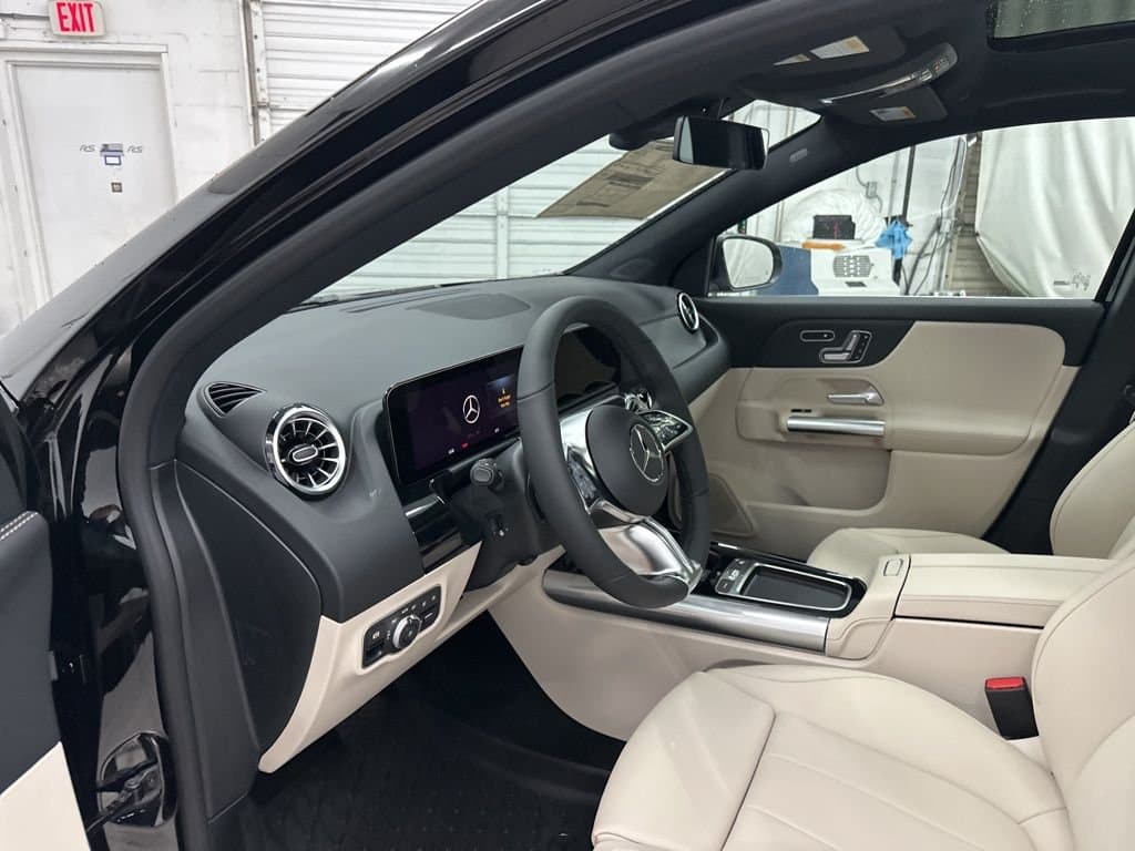 2026 MERCEDES-BENZ GLA - Image 10