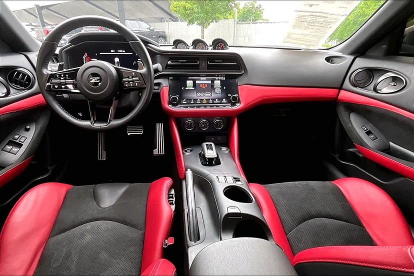 2024 Nissan Z - Image 15