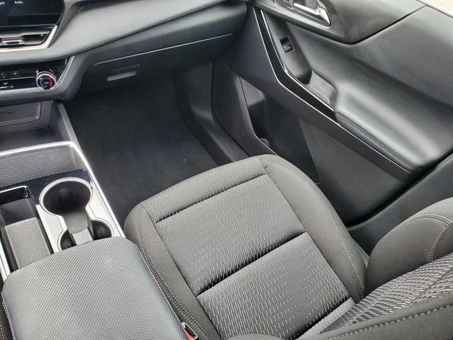 2025 Chevrolet Equinox - Image 19