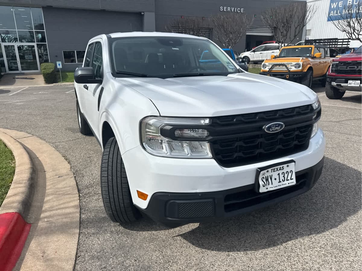 2023 Ford Maverick - Image 3