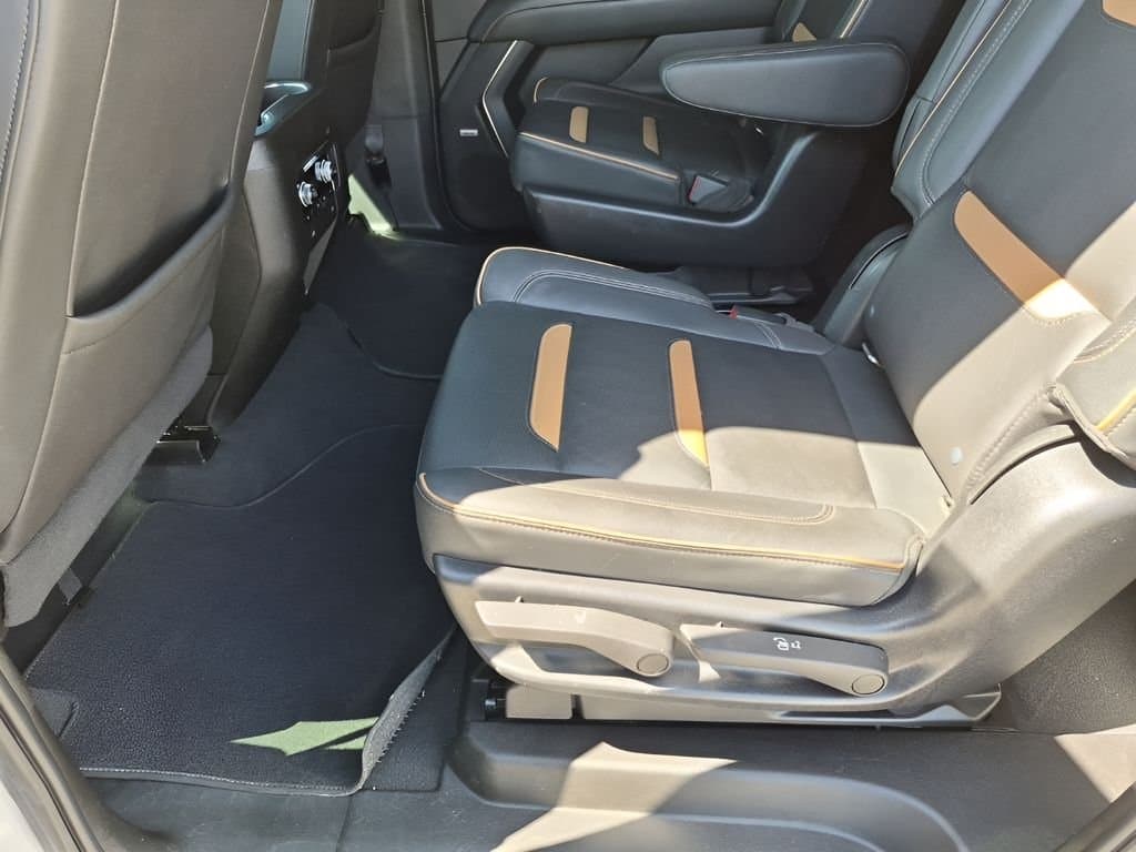 2022 GMC Yukon XL - Image 20