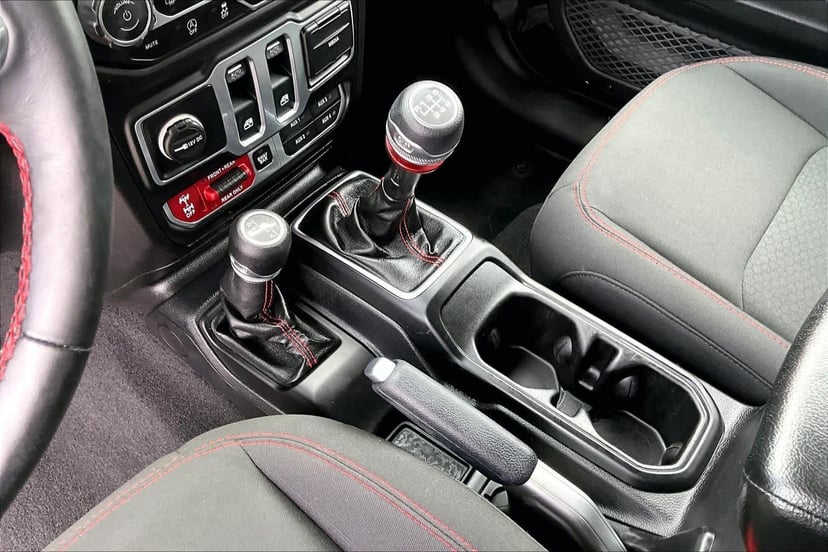2018 Jeep All-New Wrangler - Image 15