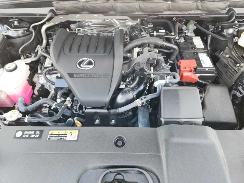 2023 Lexus RX 350 - Image 32