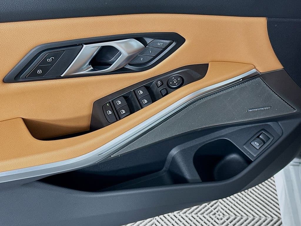 2026 BMW 3 Series - Image 20