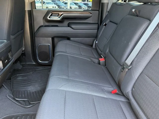 2024 Chevrolet Silverado 2500HD - Image 25