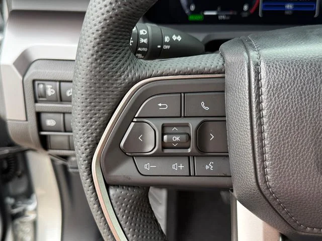 2026 Toyota Tacoma Hybrid - Image 16