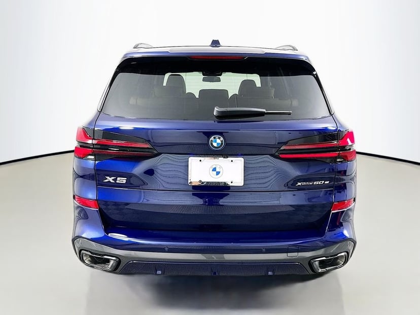 2026 BMW X5 - Image 6