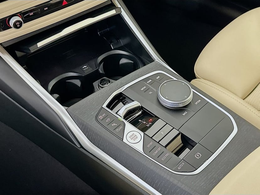 2026 BMW 3 Series - Image 15