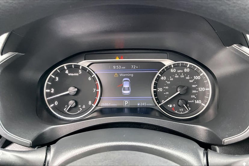 2025 Nissan Altima - Image 26