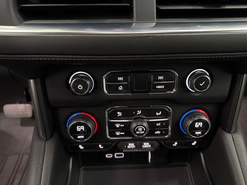 2021 Chevrolet Tahoe - Image 38