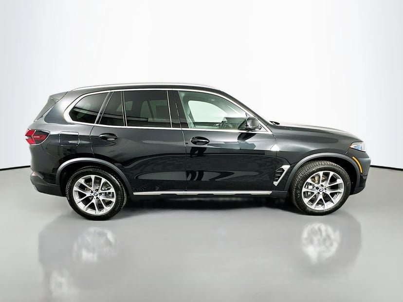 2026 BMW X5 - Image 4