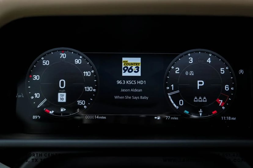 2026 Land Rover Defender 90 - Image 14