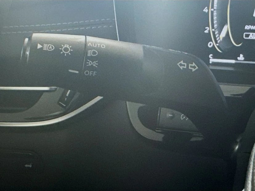 2027 INFINITI QX60 - Image 12