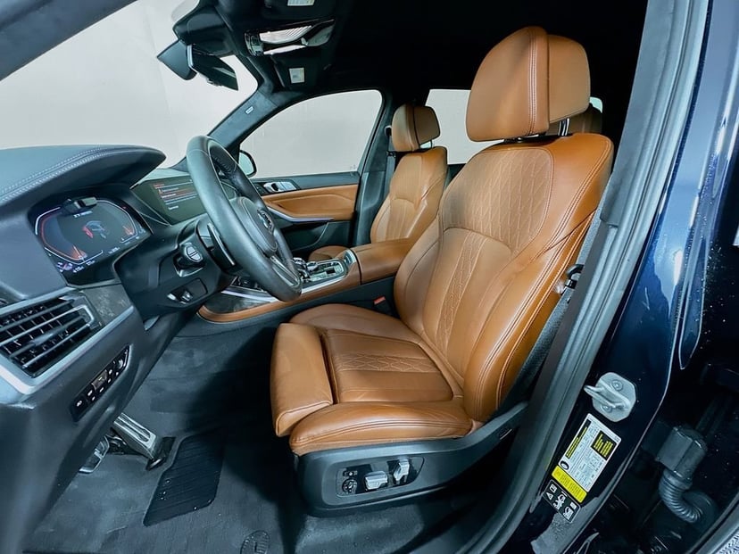 2022 BMW X7 - Image 21