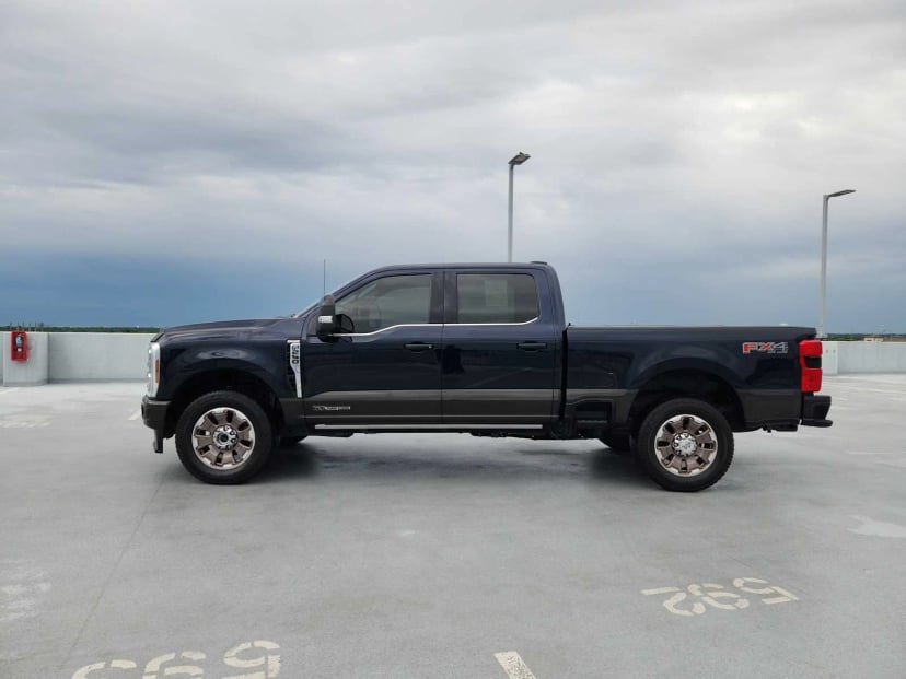 2025 Ford Super Duty F-250 Pickup - Image 4