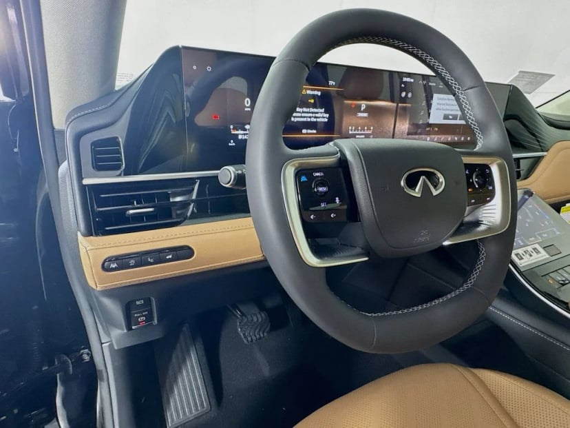 2026 INFINITI QX80 - Image 11