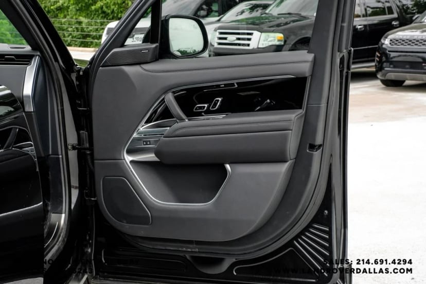 2026 Land Rover Range Rover - Image 46