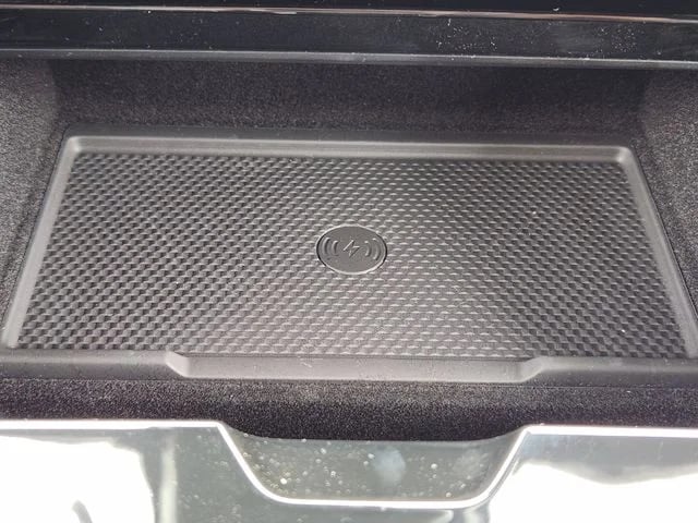 2025 Land Rover Range Rover Sport - Image 18
