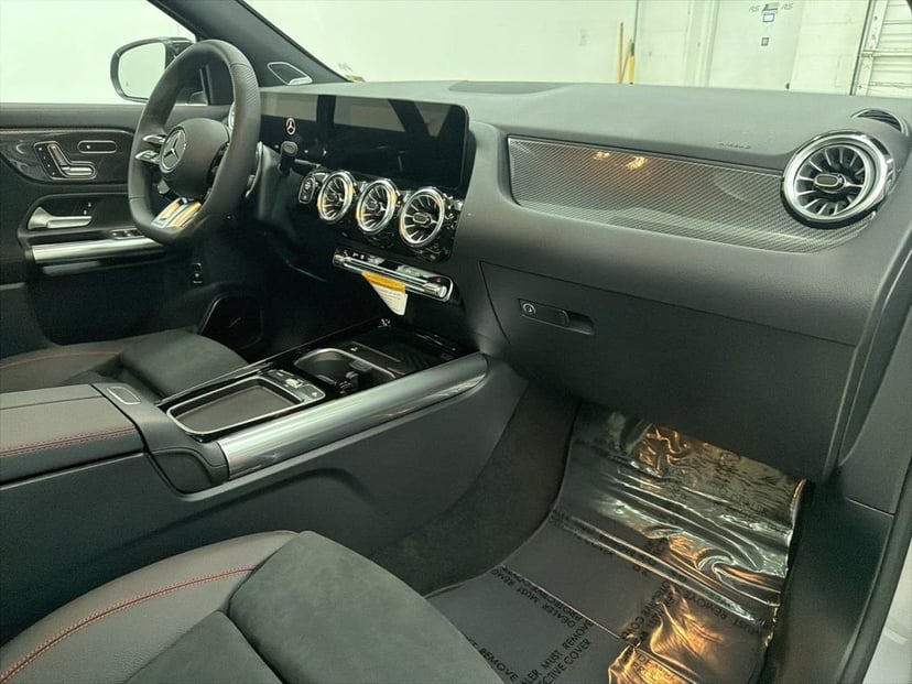 2026 Mercedes-Benz GLA - Image 28