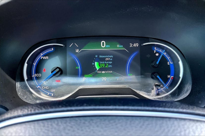 2020 Toyota RAV4 Hybrid - Image 26