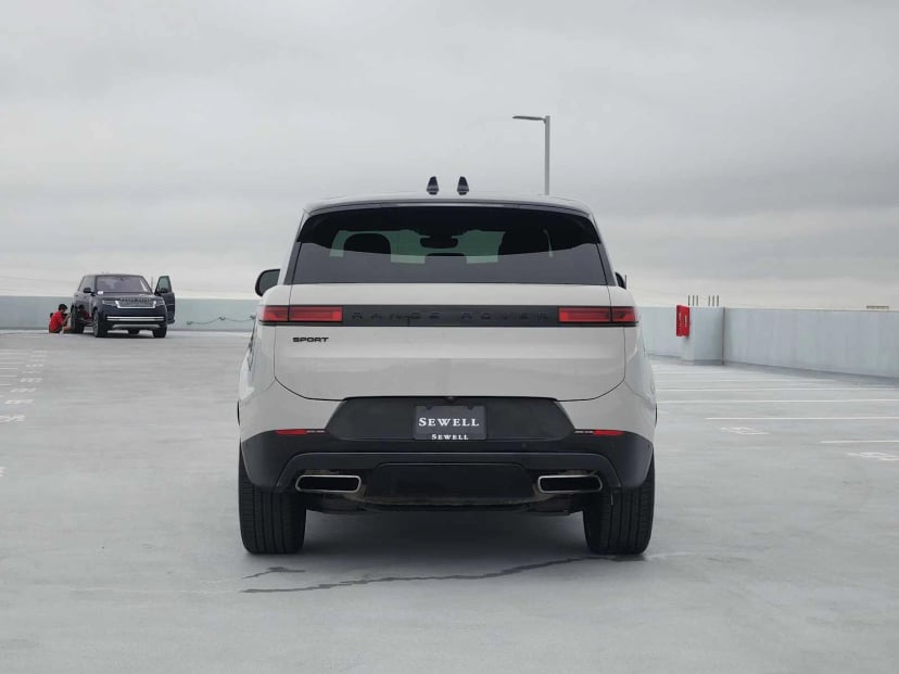 2024 Land Rover Range Rover Sport - Image 6