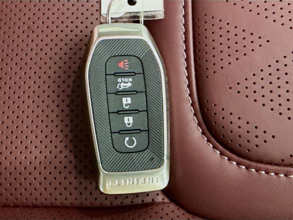 2026 INFINITI QX80 - Image 41