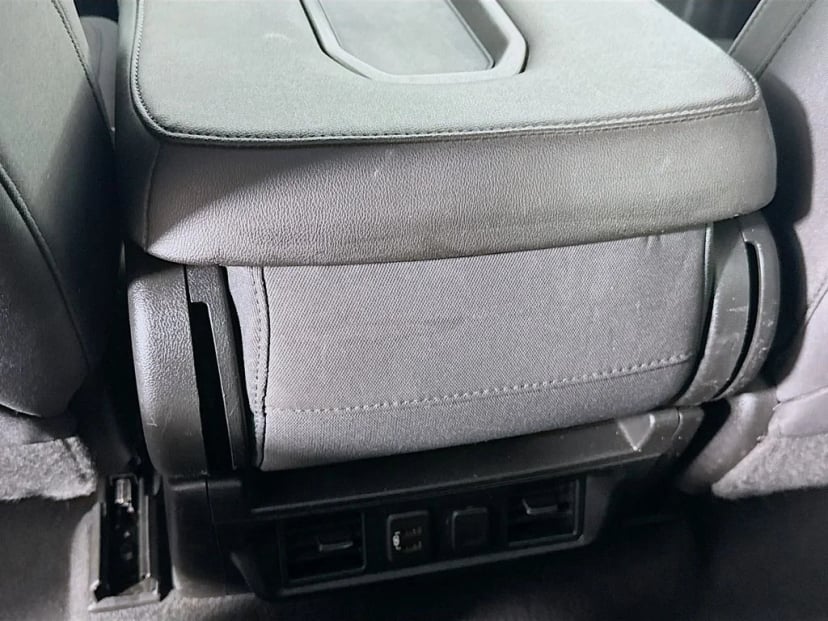 2019 Chevrolet Silverado 1500 - Image 27