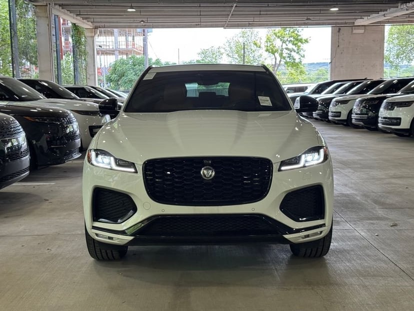 2026 Jaguar F-PACE - Image 3