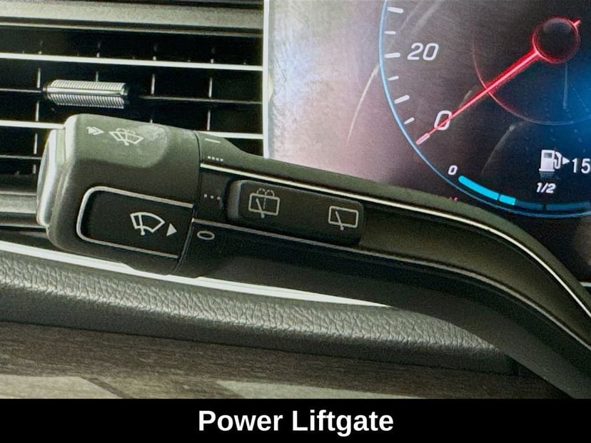 2020 Mercedes-Benz GLE - Image 13