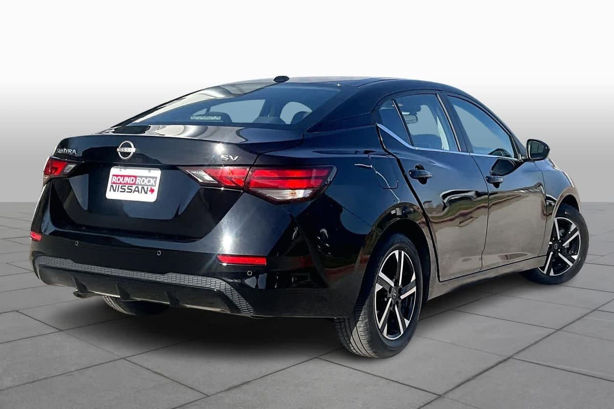 2024 Nissan Sentra - Image 13