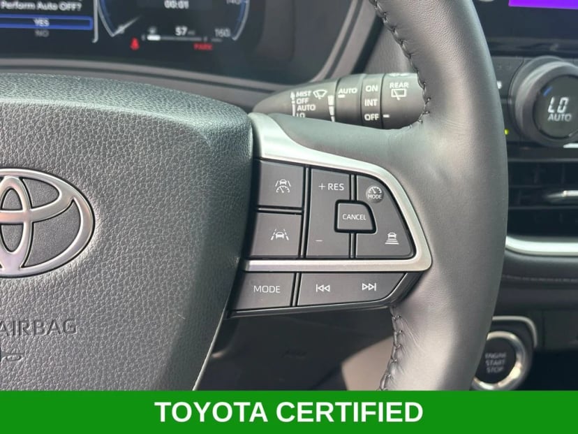 2025 Toyota Grand Highlander - Image 16