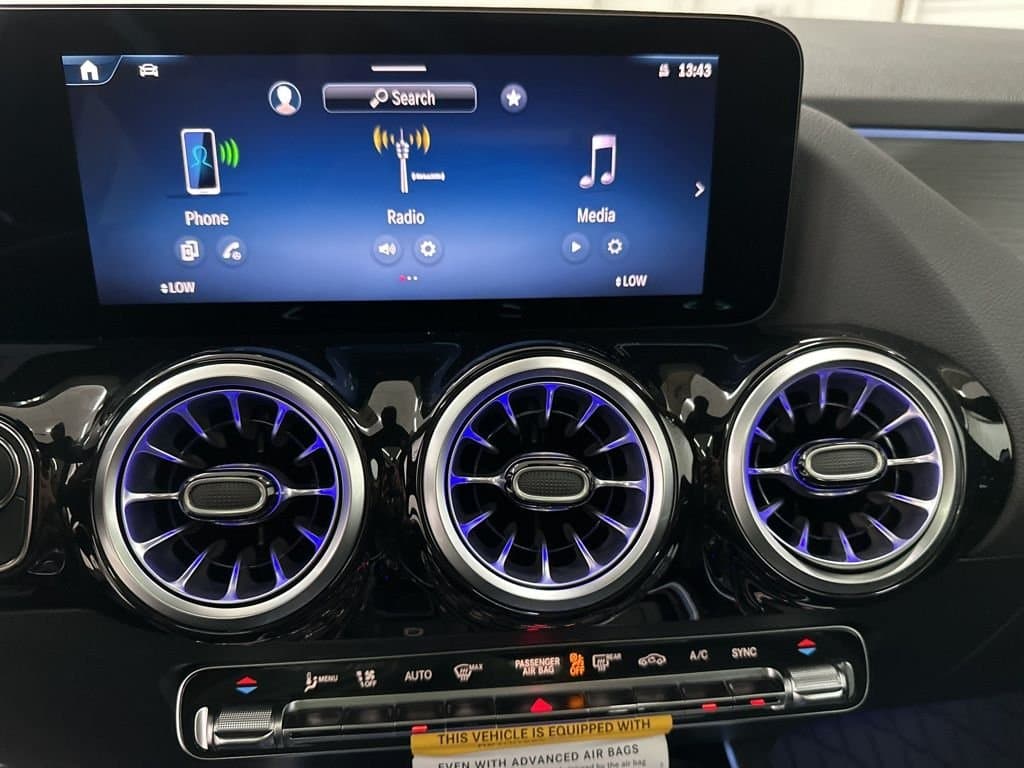 2026 MERCEDES-BENZ GLA - Image 18