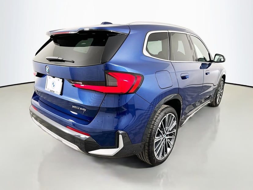 2025 BMW X1 - Image 5
