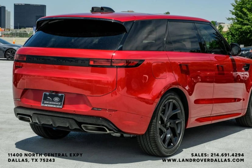 2026 Land Rover Range Rover Sport - Image 6