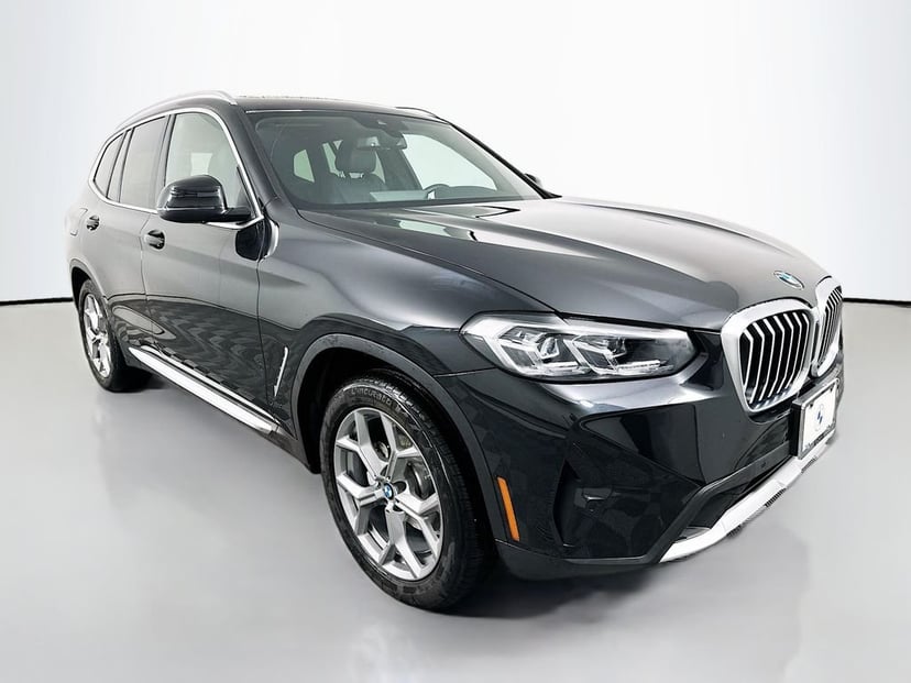 2023 BMW X3 - Image 3
