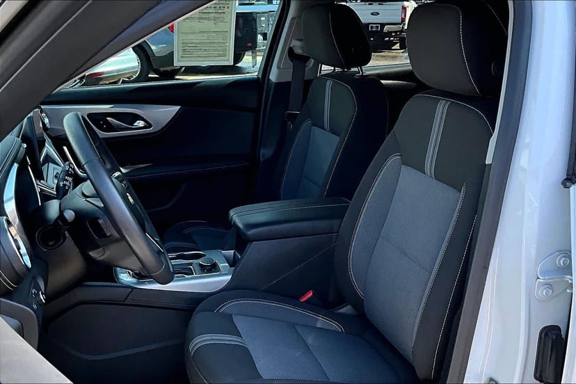 2023 Chevrolet Blazer - Image 10