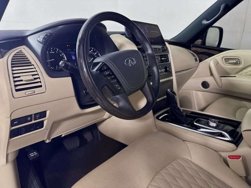 2024 INFINITI QX80 - Image 11
