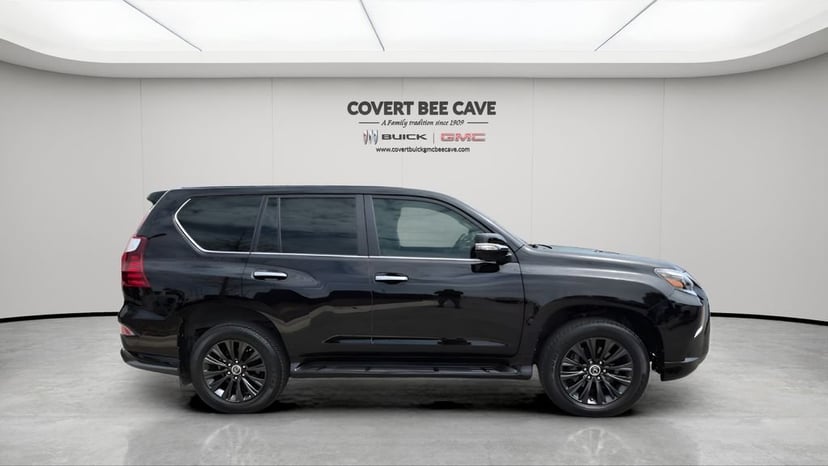 2022 Lexus GX - Image 11
